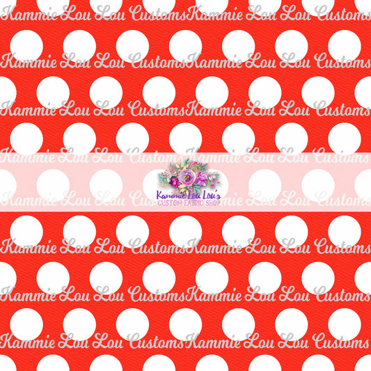 R124 Magical Escape - Classic Mouse -1in Red Dots