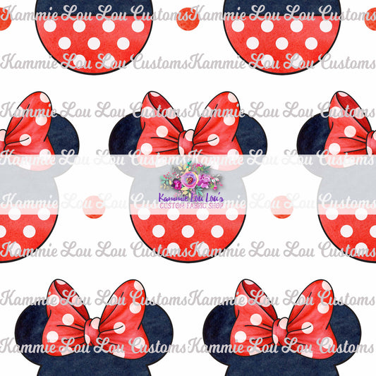 R124 Magical Escape - Classic Mouse - LG SILHOUETTE - RED